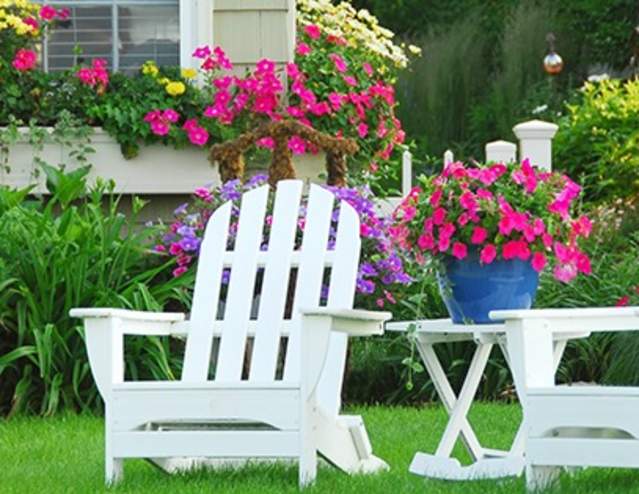 Two garden chairs on a lawn at Stauffer's of Kissel Hill