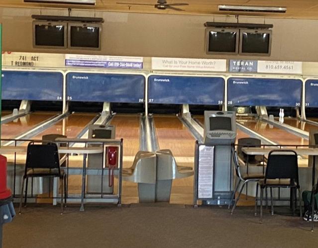 Colonial Lanes