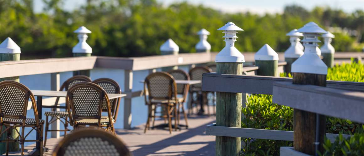 Farlow's on the Water