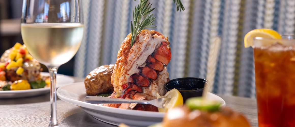 Lock 'N Key Restaurant & Pub