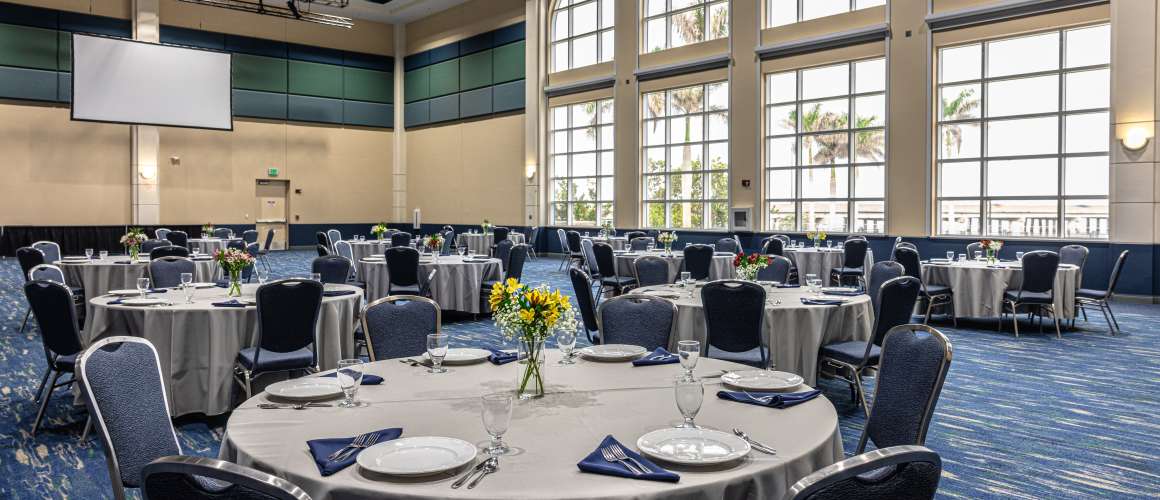 Hibiscus Hall Banquet Setup