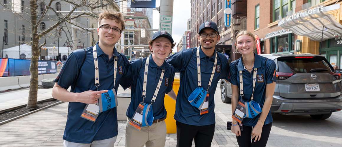 Men's Final Four Volunteers