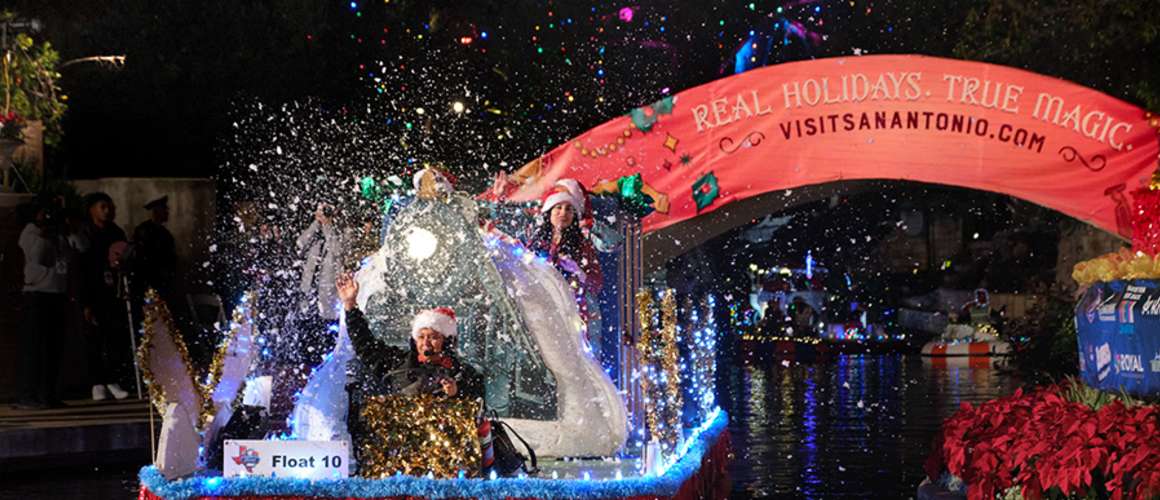 Ford Holiday River Parade - Snow on Float