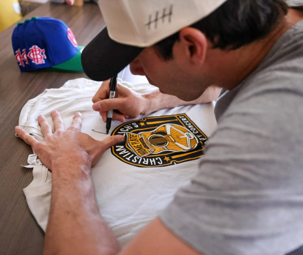 Christian Yelich Charity Event - Yelich Autograph