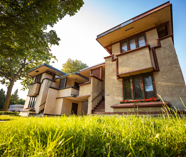 exterior of Frank Lloyd Wright architecture
