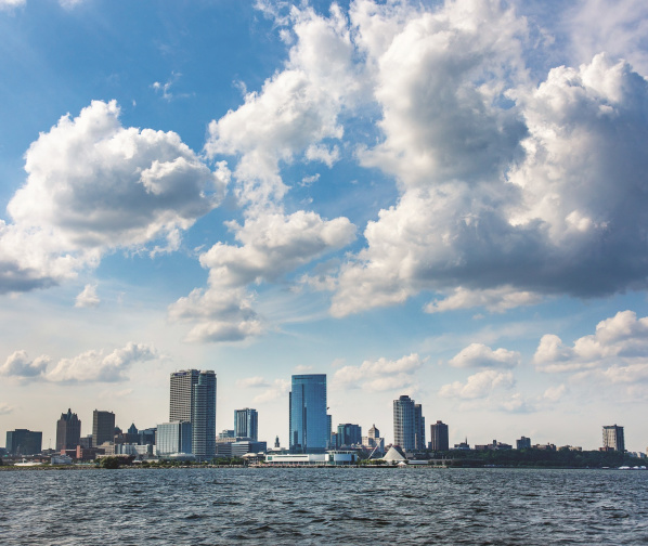 Lakefront Style: Your Daylong Guide to Exploring Milwaukee's Natural Treasure