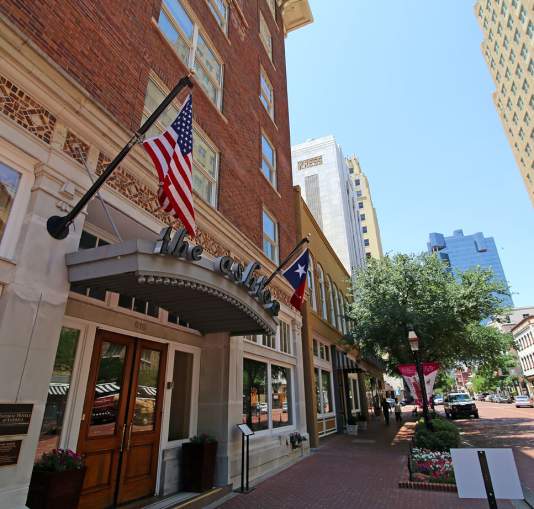 Downtown Ashton Hotel Main street