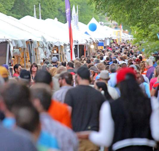 Main Street Arts Festival crowd