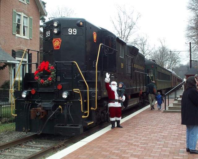 Holiday Train Rides in PA