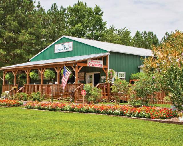 Millstone Creek Orchards - The Apple Barn