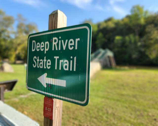 signage at deep river state trail