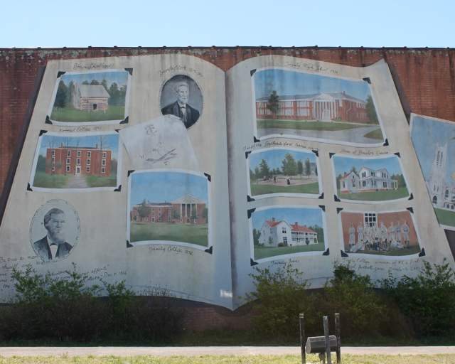 mural at braxton craven school in trinity north carolina