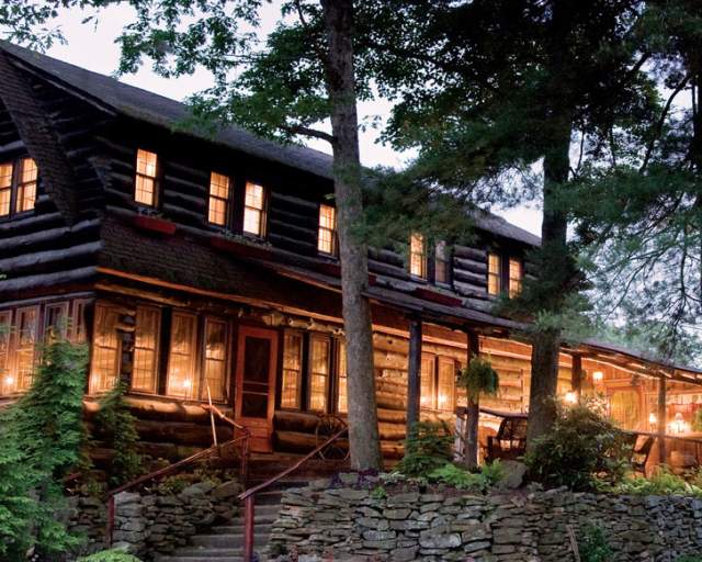 Gateway Lodge, Cabins & Restaurant