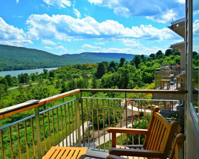 The Nature Inn At Bald Eagle