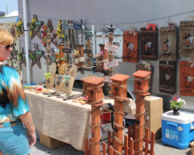 Hazen Flea Market