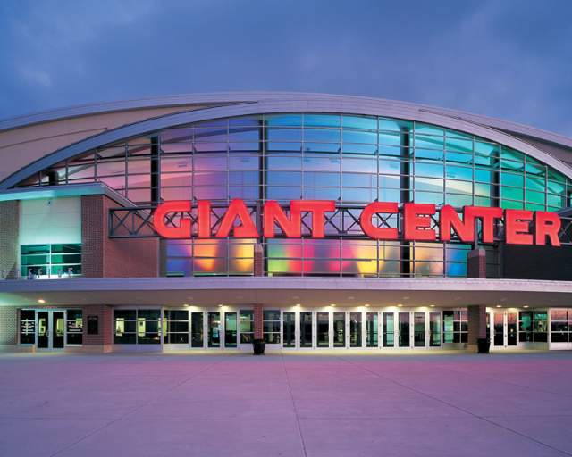 GIANT CenterSM
