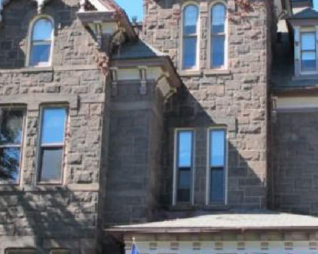 Reynolds Mansion Bed & Breakfast