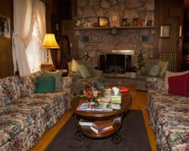 Twin Spruce Tourist Home