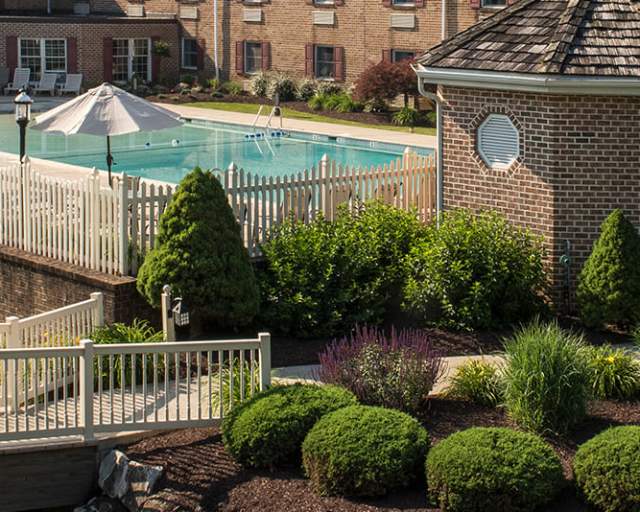 Bird-in-Hand Family Inn
