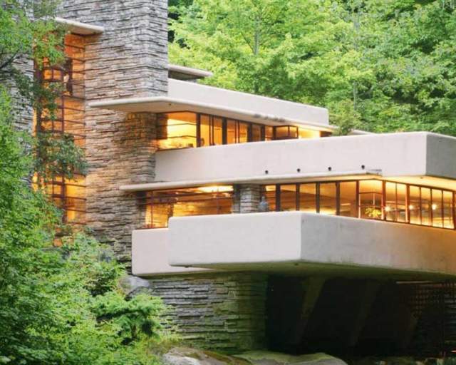 Frank Lloyd Wright's Fallingwater
