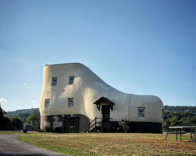 The Haines Shoe House
