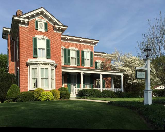 Chancellor's House Bed & Breakfast