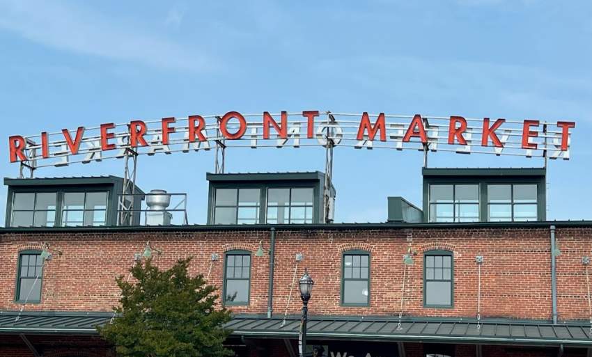 Riverfront Market