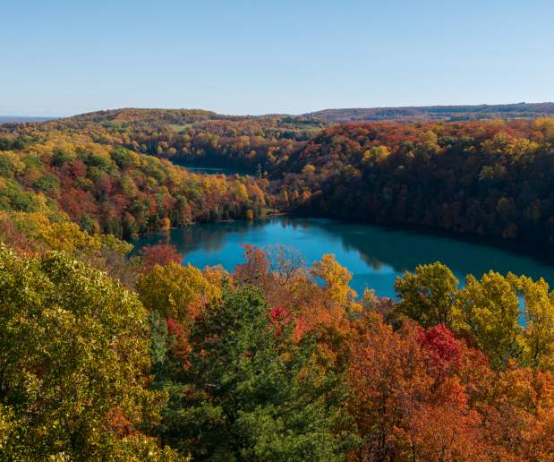 Green Lakes State Park in the fall