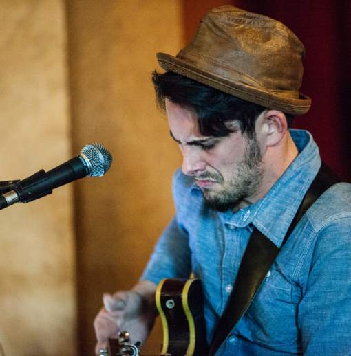 Top Spots to Listen to Live Music in Beaumont