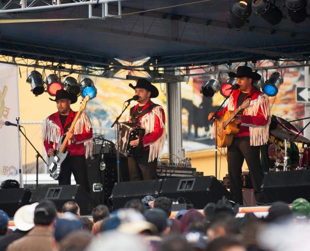 Cinco de Mayo Omaha Attracts Visitors with Delicious Food and Lively Family Fun