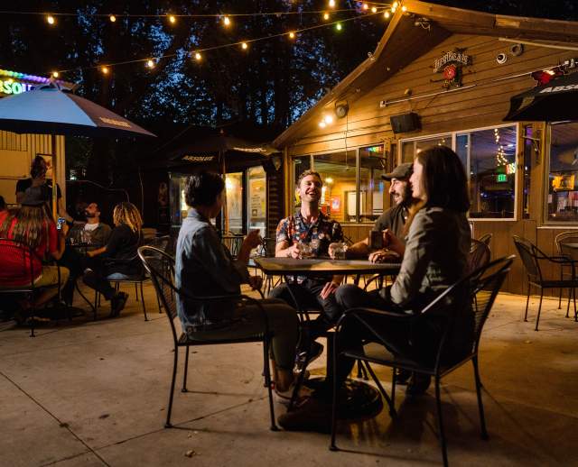 Outdoor Patio at the Sun Trapp