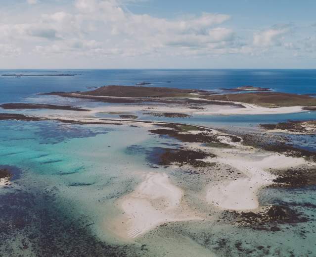 IOS Gallery - Day Trip - Big Discoveries - aerial header 1750x849
