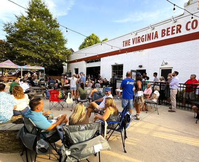 Live Music: Friday & Saturday!