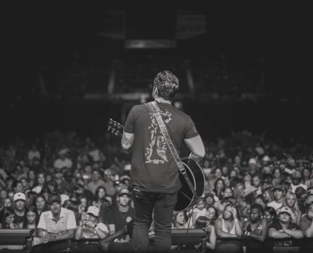 Live Music: Alec Edmonds