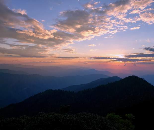 Best Places to See a Sunset in Gatlinburg and the Smoky Mountains