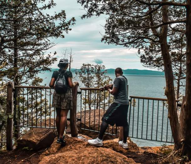 Rock-Point-Hiking-couple