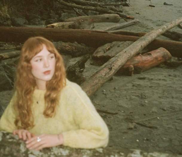 Bella White Live In Concert