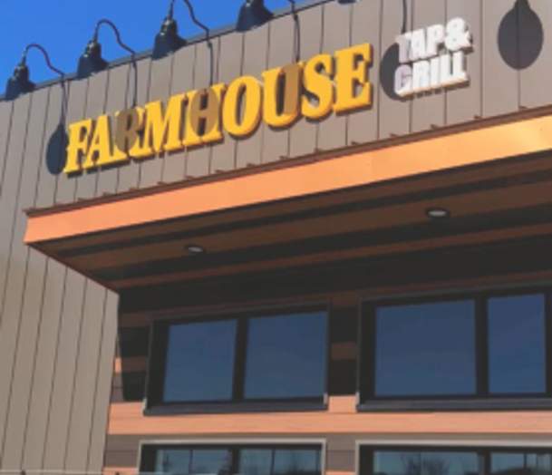 Farmhouse Tap & Grill - Williston