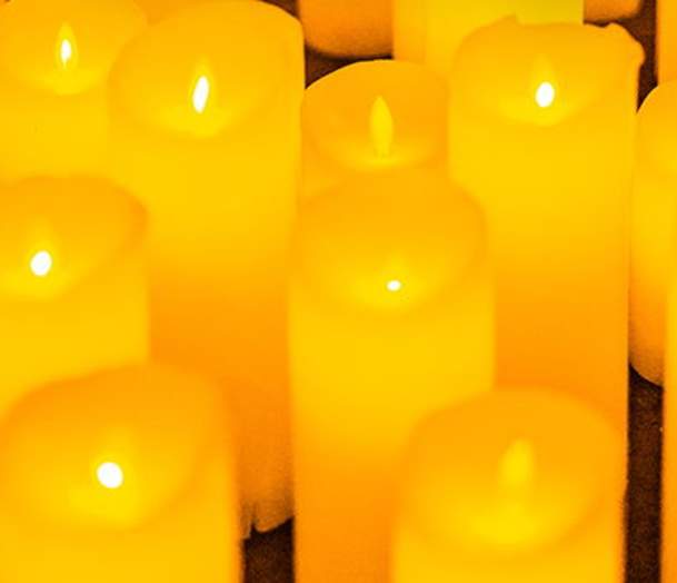 Candlelight: A Haunted Evening of Halloween Classics