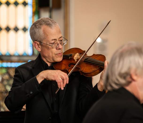 Divine Songs: Renaissance Chansons & Motets