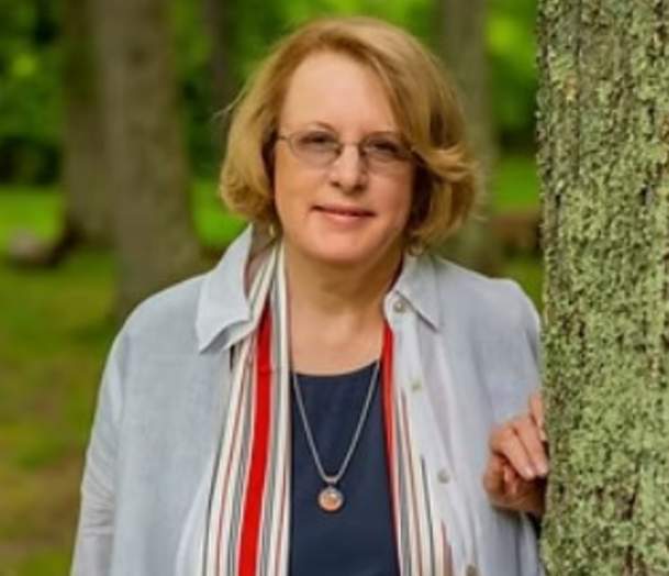 The Flying Pig Bookstore and Pierson Library present Author and Illustrator Rosemary Wells