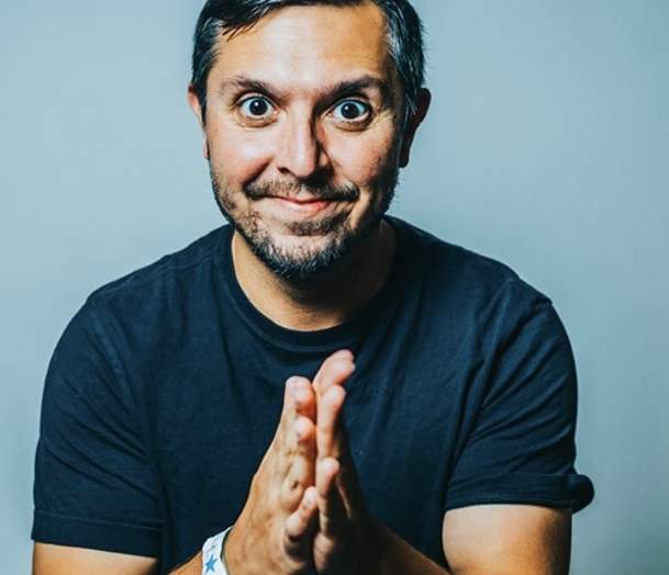 Tom Thakkar at VT Comedy Club