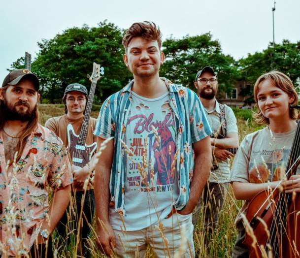Summer Concert Series: MOMDAD