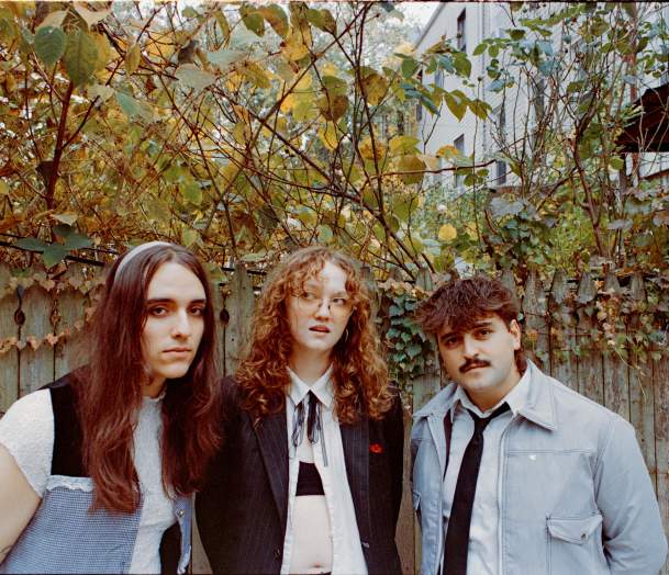 whiskey ginger w/ Night Hawk & Ashna Hille