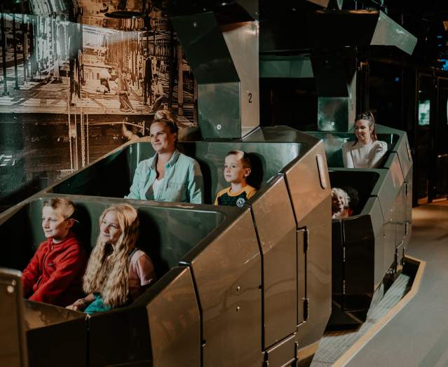 Titanic-Belfast-Shipyard-Ride