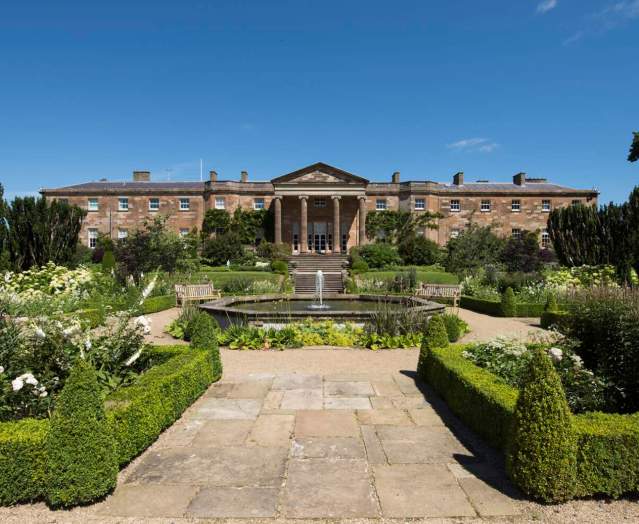 The gardens at Hillsborough Castle and Gardens on a sunny day.