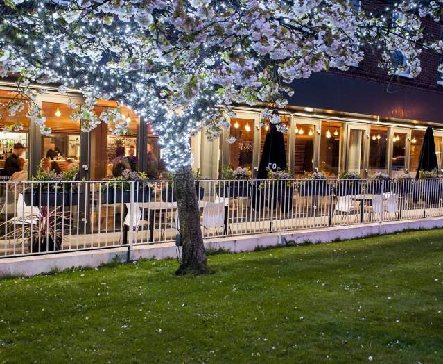 View of the exterior building of Deanes and Queens