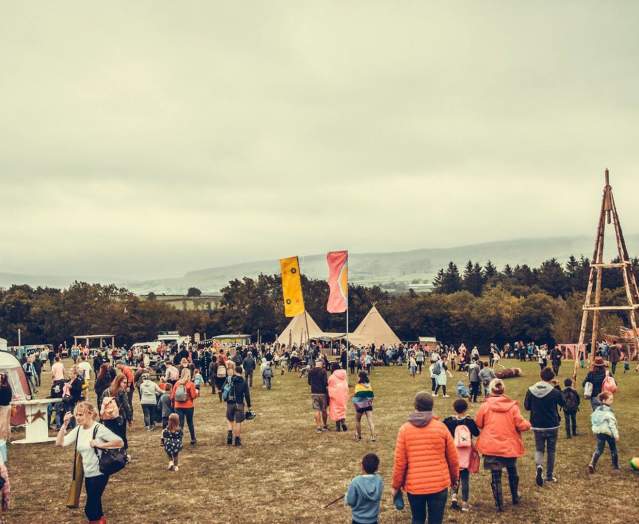 Crowd scene at Stendhal Festival