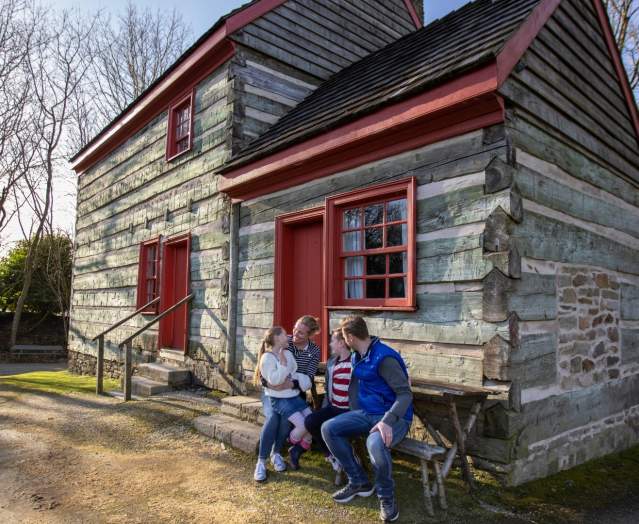 DNI Gallery - UAFP Family outside house