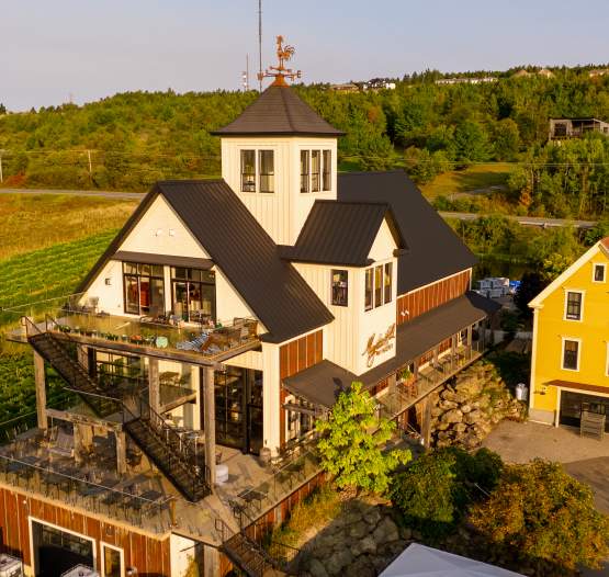 Magnetic Hill Winery